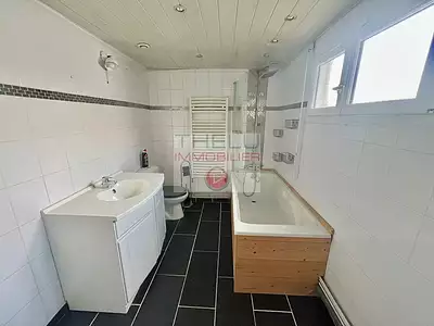 Maison, 169 m²