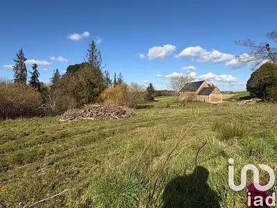 Terrain, 698 m²