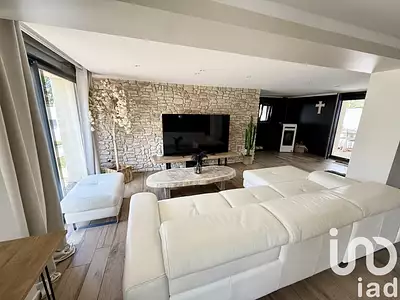 Maison, 203 m²
