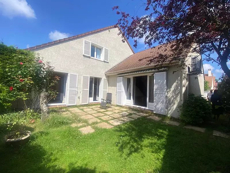 Maison, 115 m²