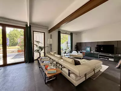 Maison, 240 m²