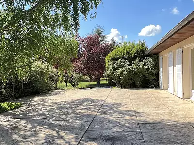 Maison, 225 m²