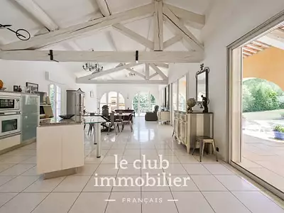 Maison, 422 m²