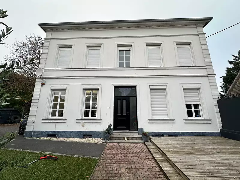 Maison, 210 m²