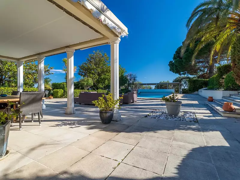 Maison, 338 m²