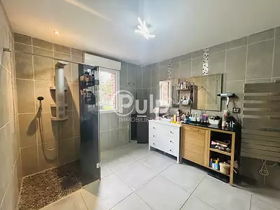 Maison, 165 m²