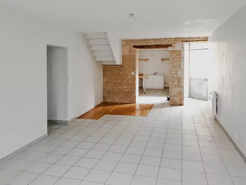 Immeuble, 196 m²