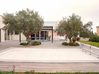 Maison, 182 m²