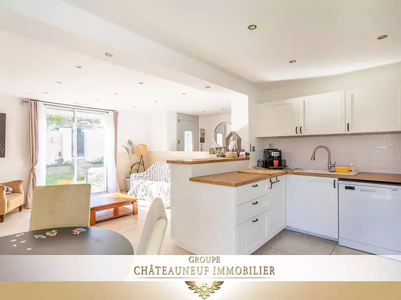 Maison, 92 m²
