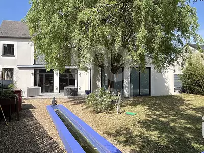 Maison, 249 m²