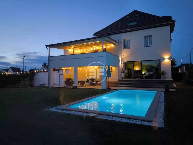 Maison, 308 m²