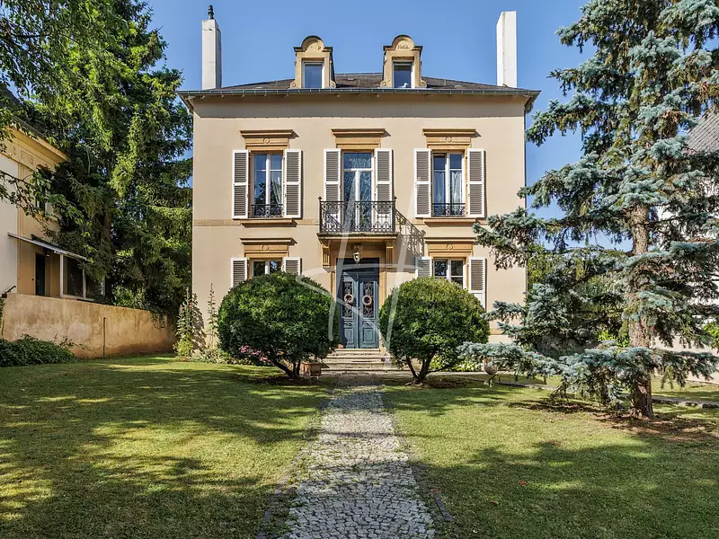 Maison, 210 m²