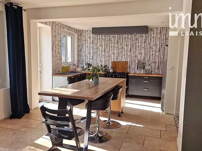 Maison, 190 m²