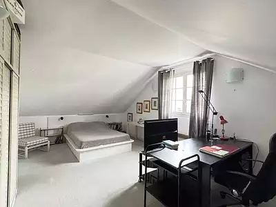Maison, 216 m²
