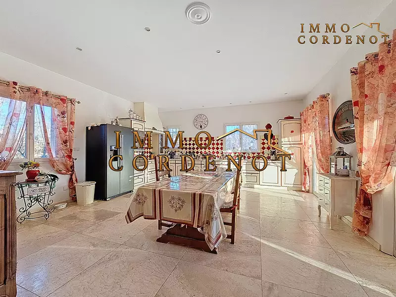 Maison, 150 m²