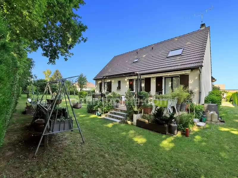 Maison, 144 m²