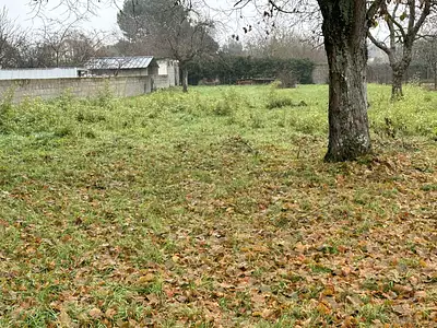 Terrain, 2 300 m²