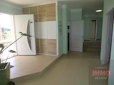 Maison, 275 m²