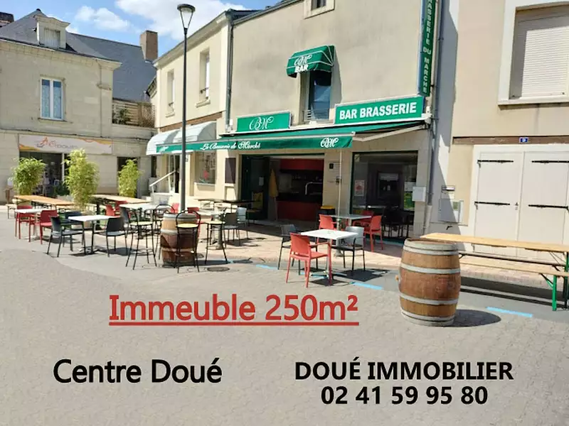 Immeuble, 250 m²