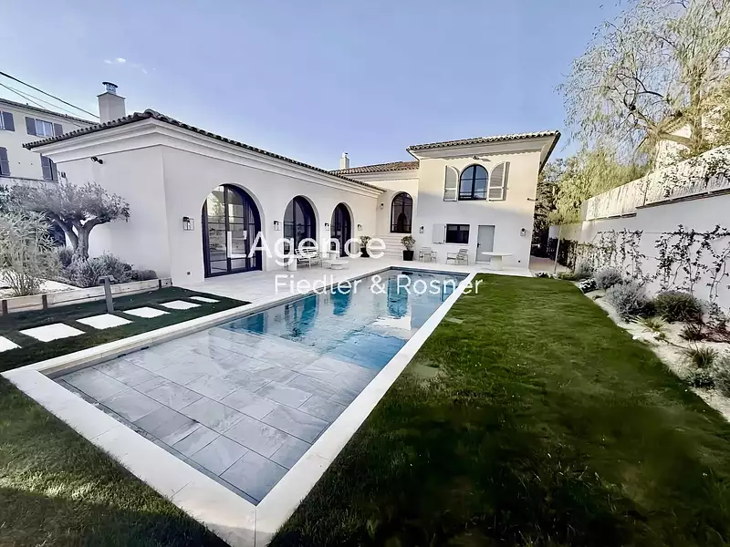 Maison, 265 m²