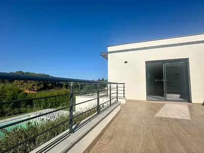 Maison, 247 m²