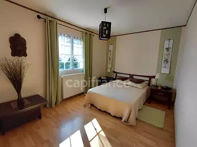 Maison, 295 m²