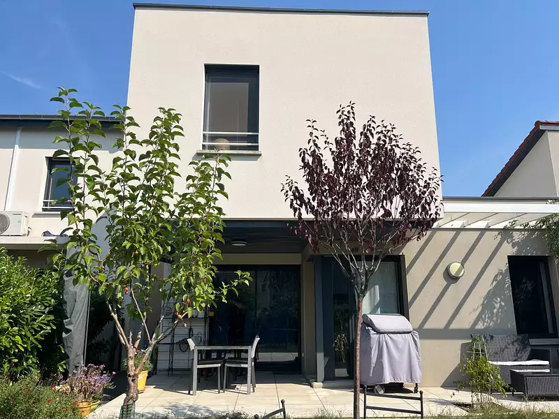 Maison, 84 m²