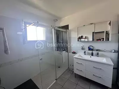 Maison, 199 m²