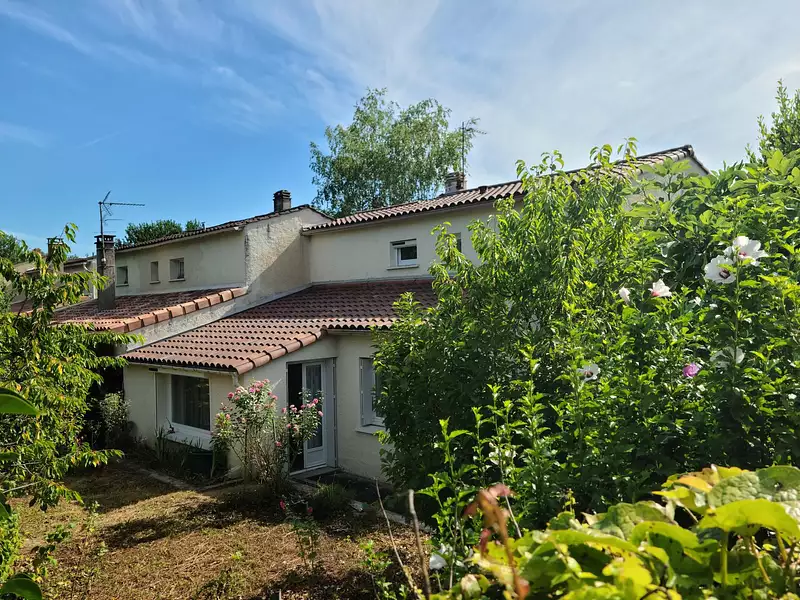 Maison, 106 m²