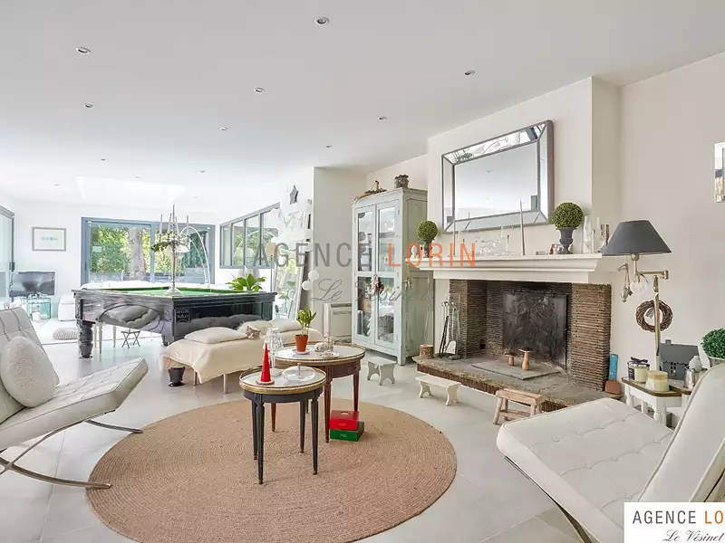 Maison, 270 m²