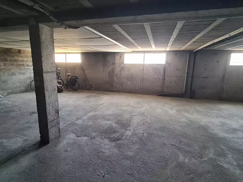 Parking, 12 m²