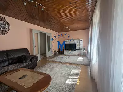 Immeuble, 300 m²