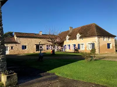 Maison, 347 m²