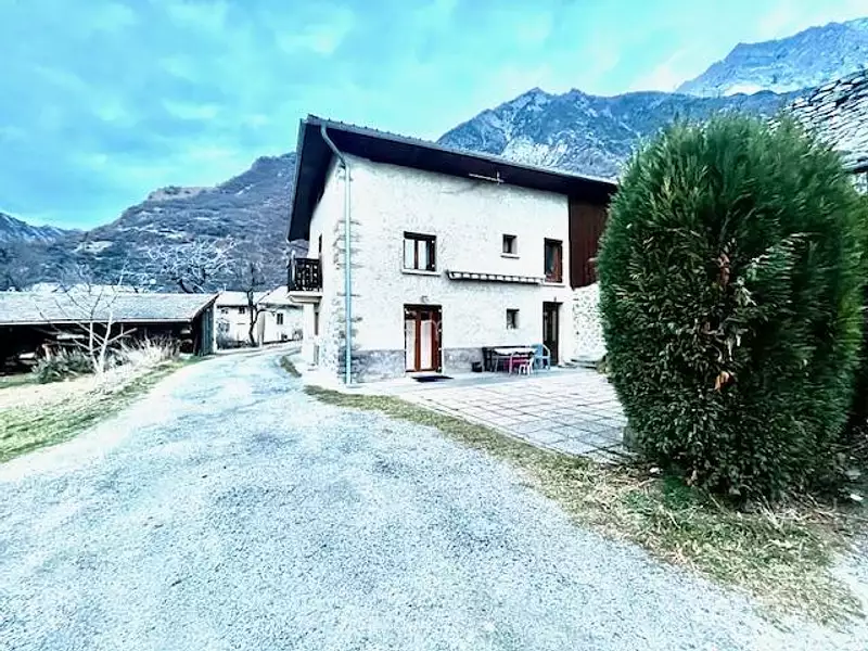 Maison, 114 m²