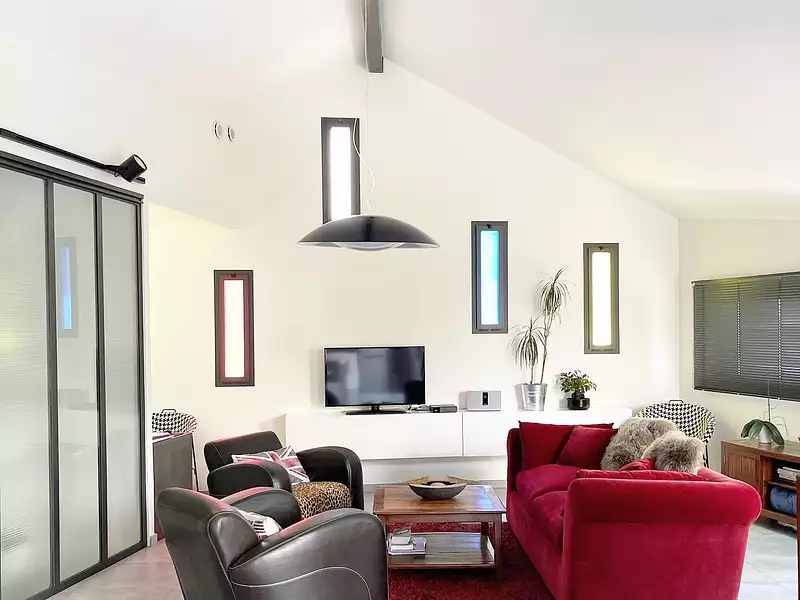 Maison, 180 m²