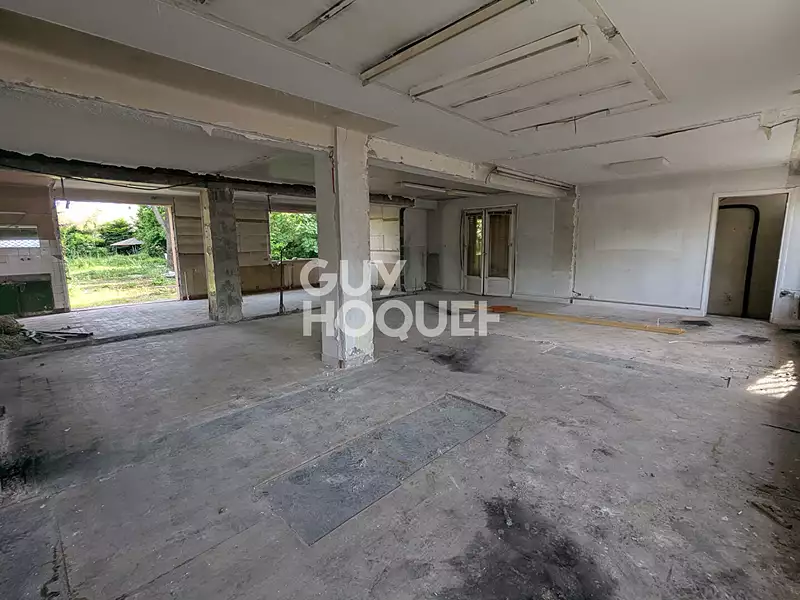 Divers, 230 m²
