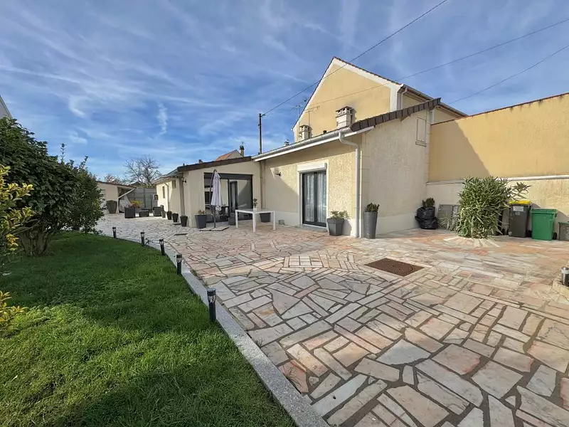 Maison, 93 m²