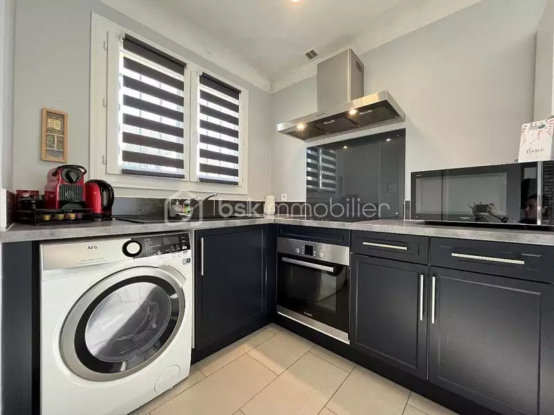 Maison, 231 m²