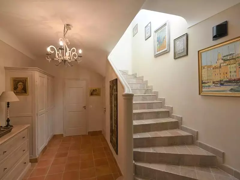 Maison, 240 m²