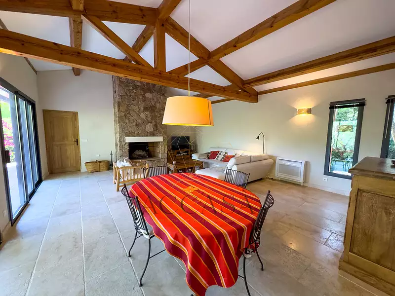 Maison, 184,71 m²