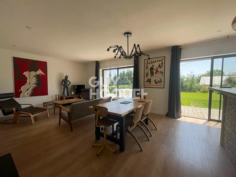 Maison, 165 m²
