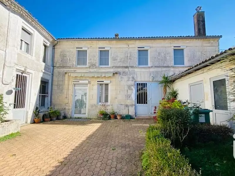 Maison, 321 m²