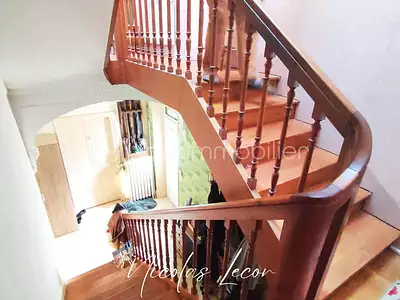 Maison, 325 m²