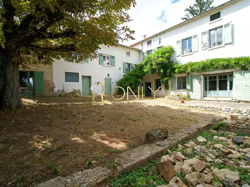 Maison, 285 m²