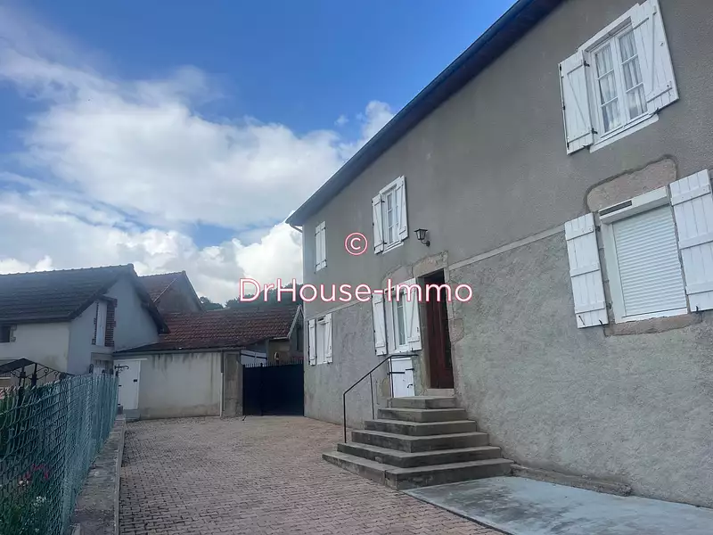 Maison, 148 m²