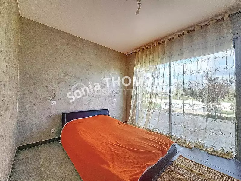 Maison, 220 m²