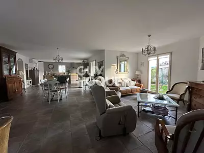 Maison, 190 m²