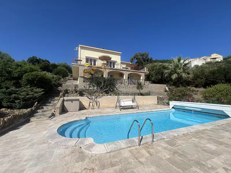 Maison, 190 m²