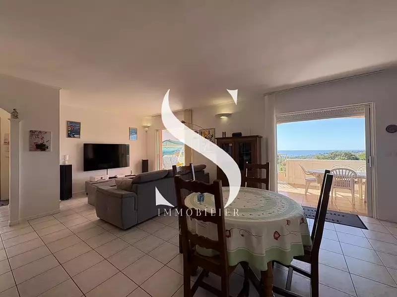 Maison, 100 m²