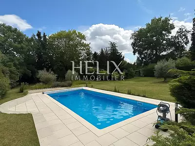 Maison, 352 m²